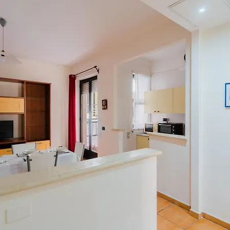 Apartment Grazioso Sul Mare